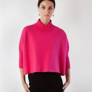 Beautiful Spring Hot Pink Cropped Sweater, Kerisma, M/L, only worn once